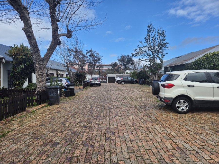 2 Bedroom Property for Sale in Wynberg Western Cape